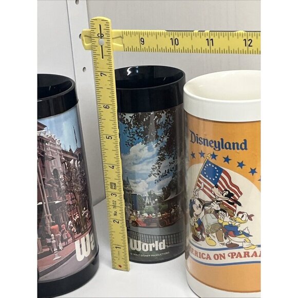 Vintage Walt Disney World  Disneyland Souvenir Thermo-Serv Mug Stein USA - Picture 14 of 15